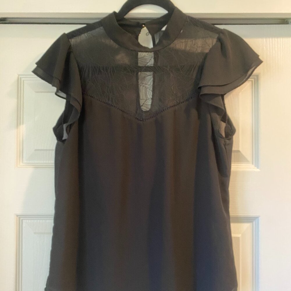 Black Lace patterned H&M blouse Size 4